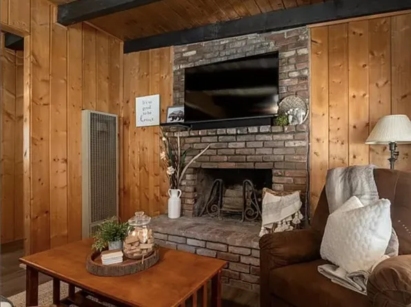 313 Imperial Ave, Sugarloaf, CA 92386