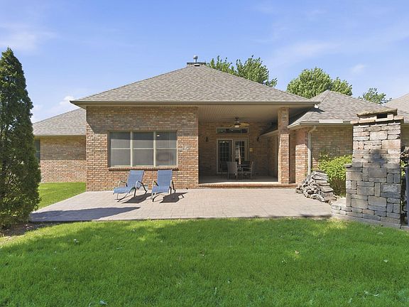 2nd image of 4212 Green Haven Drive