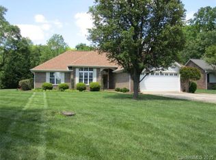 2051 Cameron Heights Cir, Denver, NC 28037
