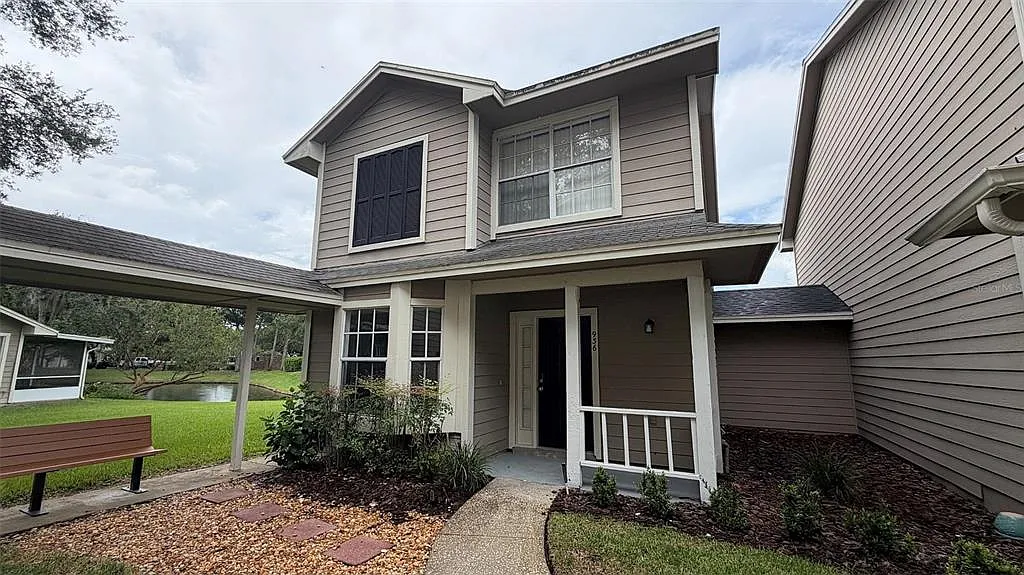 2 bed, 2.0 bath, 1260 sqft, $1,995 — Photo 1
