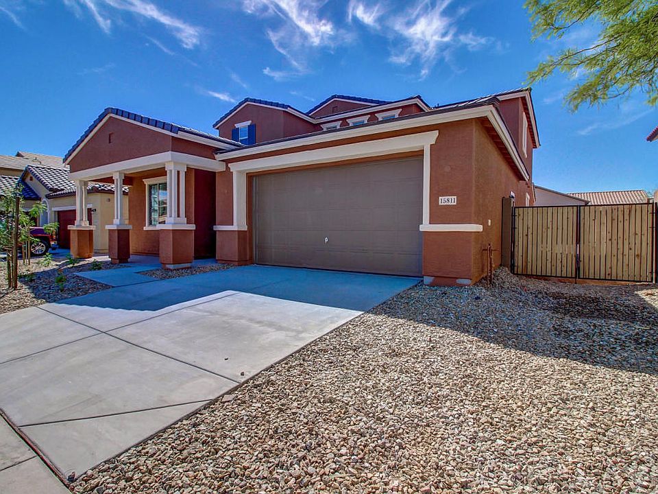 1st image of 15811 W Poinsettia Dr