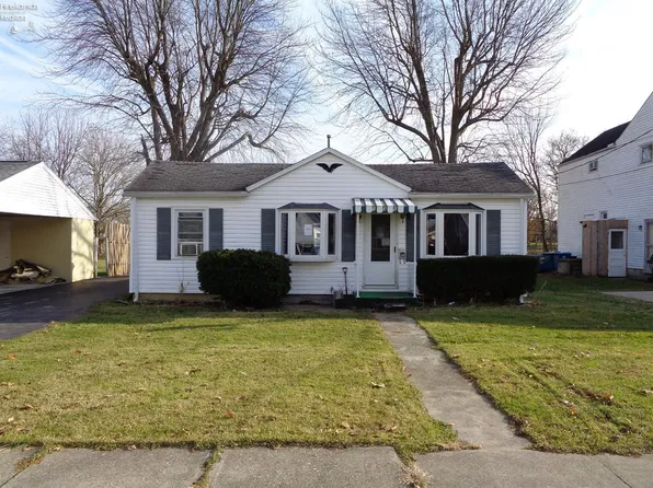 136 Brinker St, Bellevue, OH 44811