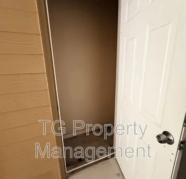 7800 Point Meadows Dr #1523 — Photo 43