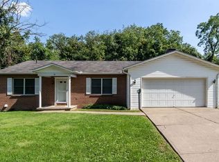 16 Deweyville Rd, Mc Kees Rocks, PA 15136