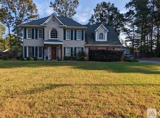 4619 Arrow Wind Dr, Powder Springs, GA 30127
