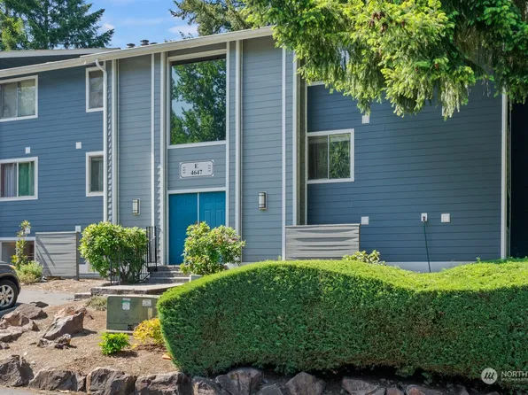 4647 W Lake Sammamish Parkway SE #E105, Issaquah, WA 98027