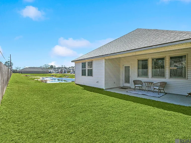 6527 Tiger Pointe Dr — Photo 18