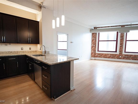 2nd image of 750 Prospect Ave E APT 701