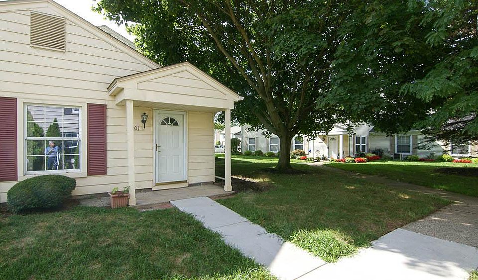 1st image of 3001 Maplewood Ct #A