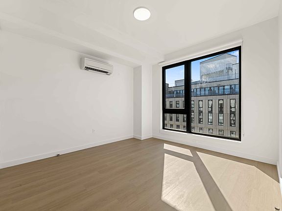 5th image of 2201 Beverley Rd #412B