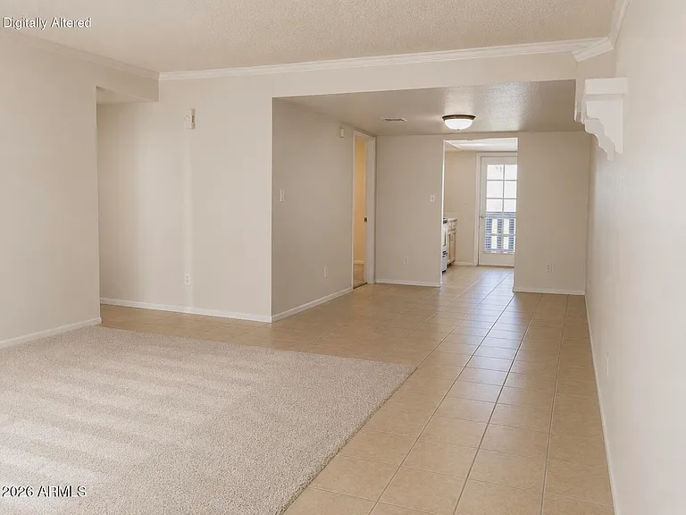 1927 E Hampton Ave #203 — Photo 4