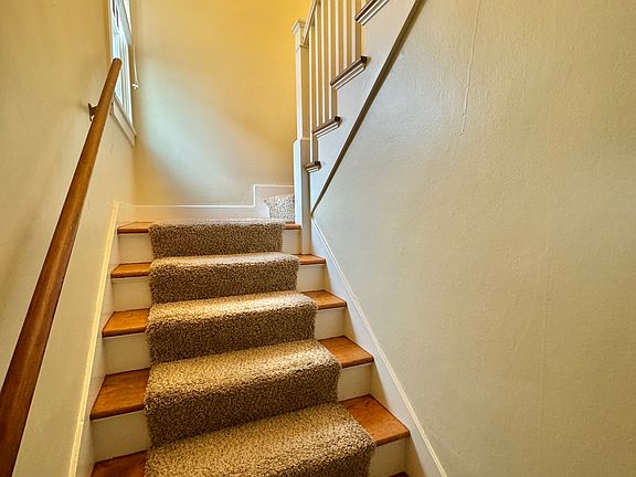 3rd image of 1021 33rd St #1021