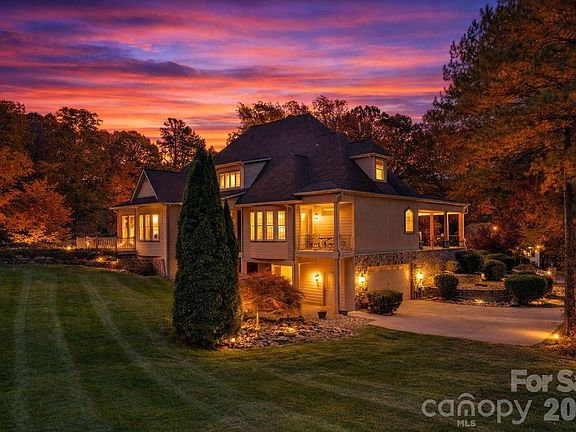 2nd image of 8056 Windsong Rd