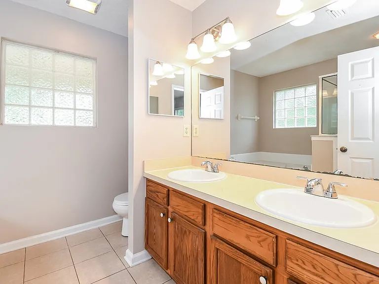 4123 Pebble Brooke Cir — Photo 12