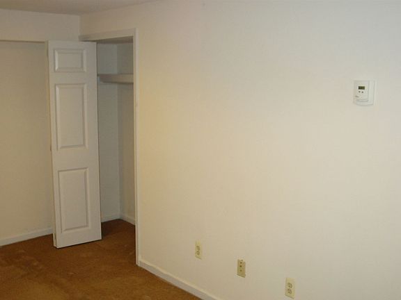 #4 bedroom 2-2