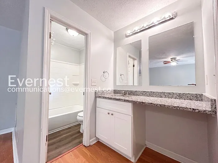 1515 Captain Thomas Ct — Photo 13