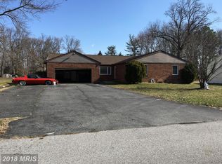 6906 Harewood Park Dr, Middle River, MD 21220