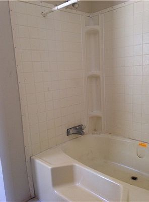 5th image of 18239 Longwood Dr
