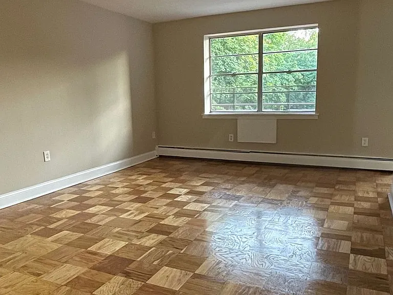 25 Washington Ave — Photo 23