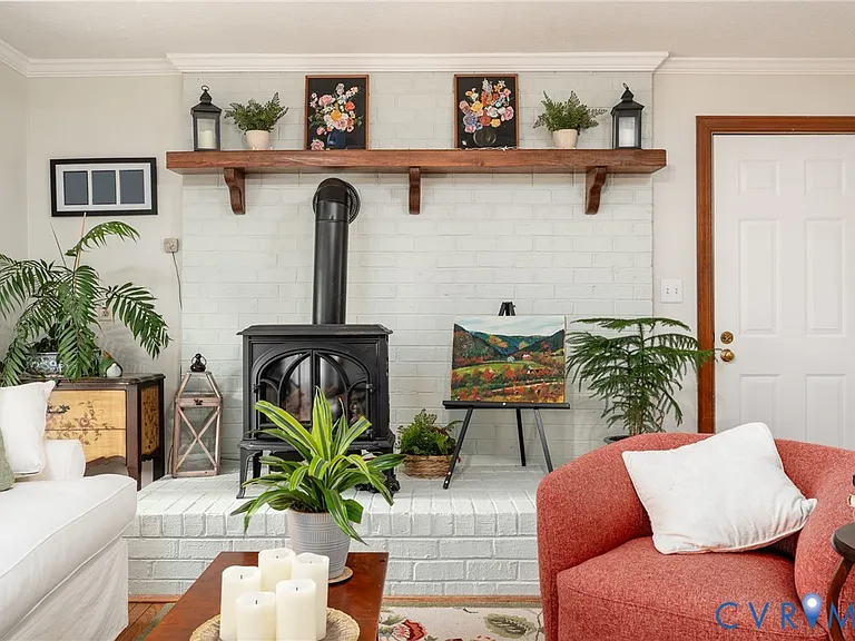 12182 Woodson Farm Ln — Photo 7
