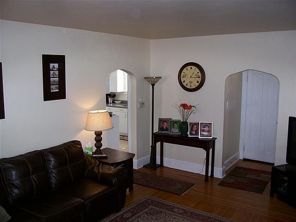 4th image of 3770 Grovedale Pl