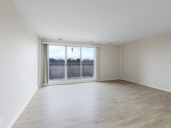 3rd image of 200 Park Ave APT 419