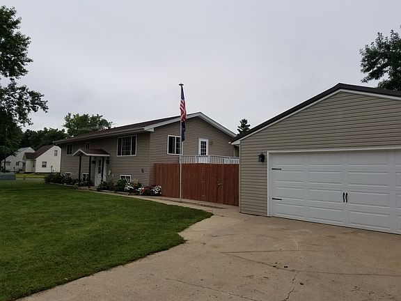2nd image of 503 N 17th St