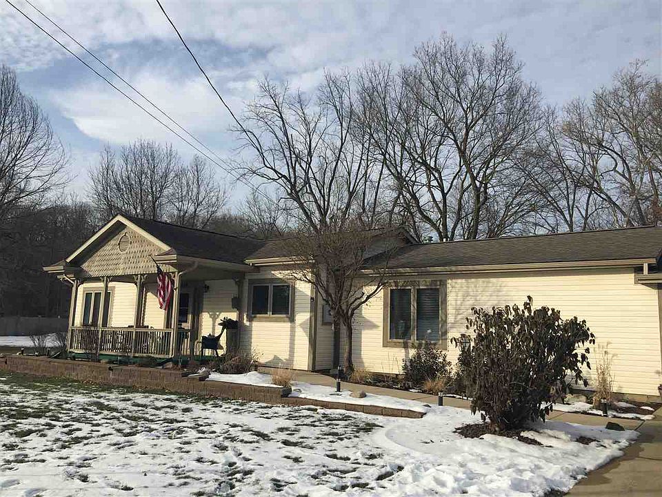 1st image of 404 Jewett St