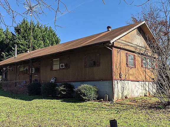 4th image of 735 Lakeview Cir