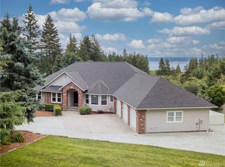1089 Lawson Rd, Camano Island, WA 98282