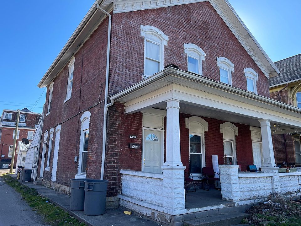 2nd image of 732 Orchard St