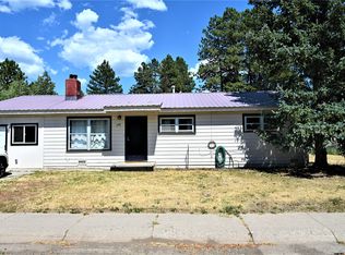 698 Cedar Ave, Chama, NM 87520