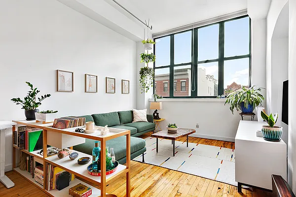Sold by Compass | media 4