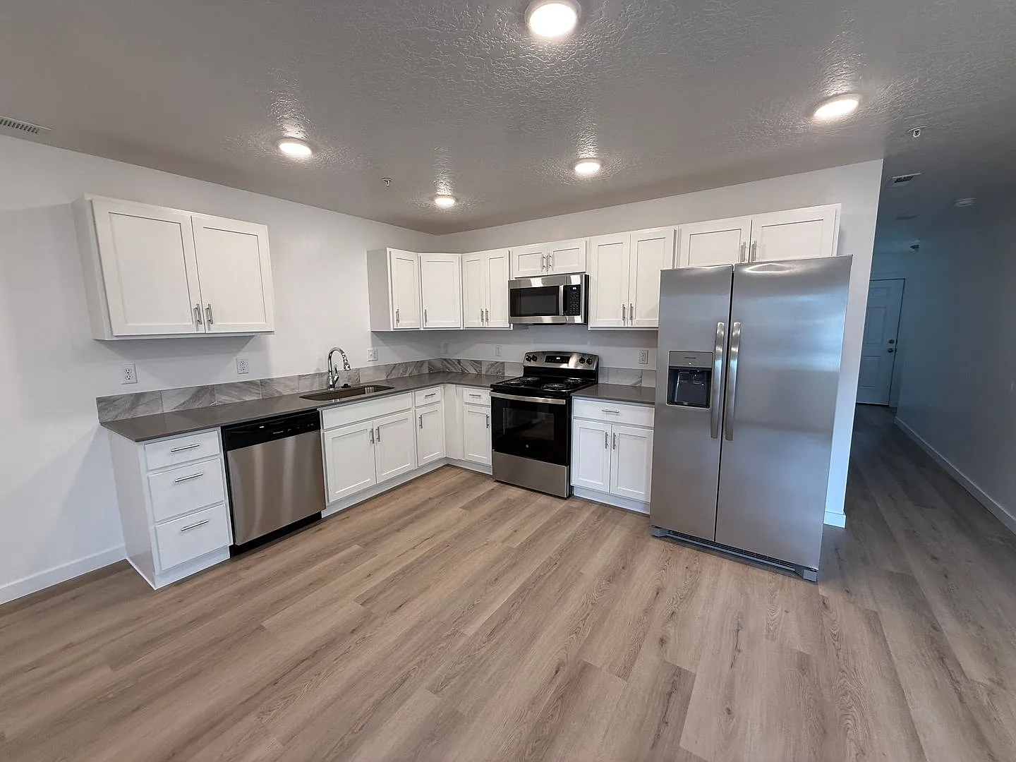 5697 E Surfers Point Lane — Photo 3