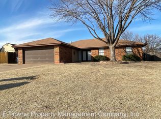 4614 Pine Cone Ln, Enid, OK 73703