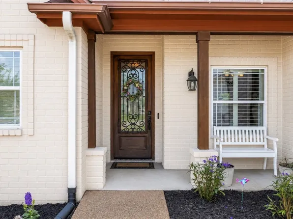 2182 Chestnut Oak Cir, College Station, TX 77845
