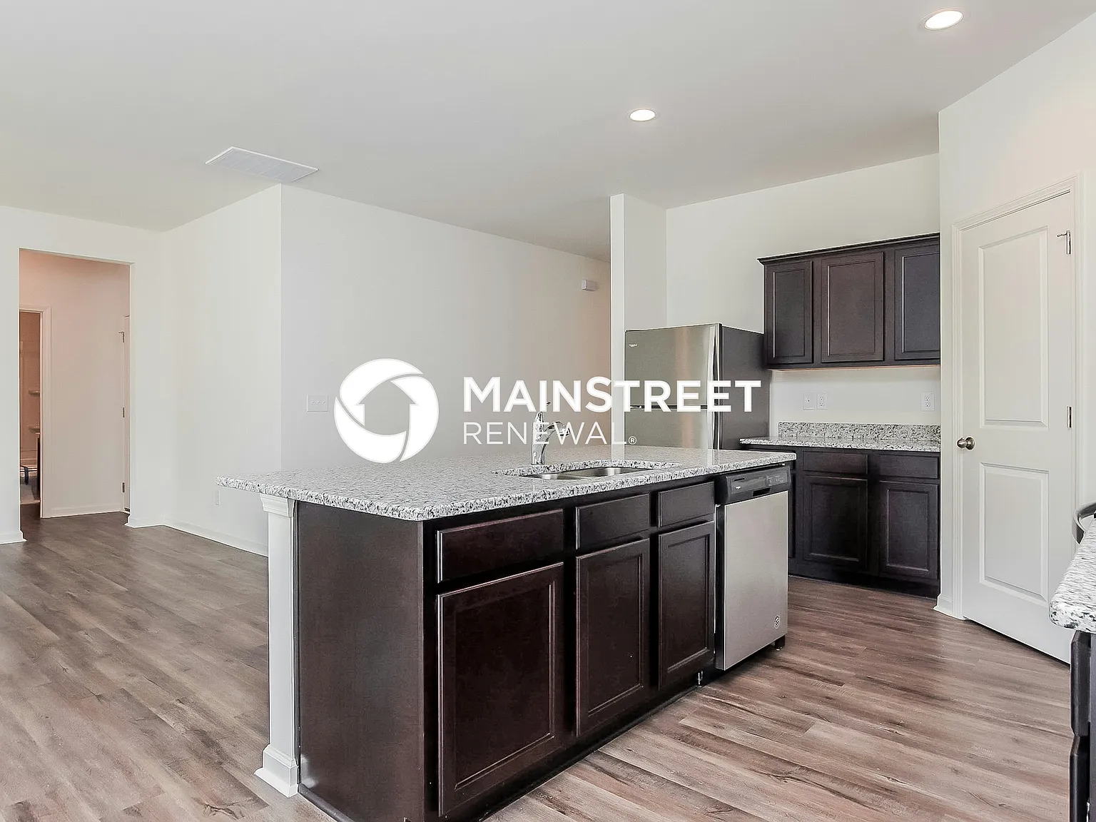 121 Quincy Meadow Ave — Photo 4