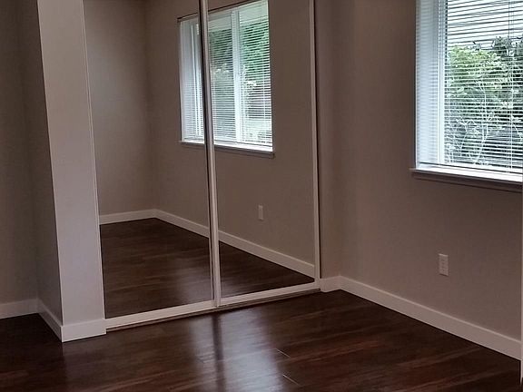 5th image of 7617 56th Ave E