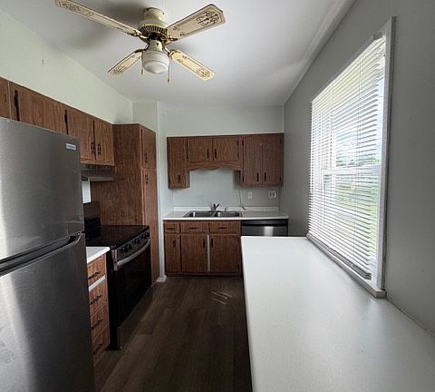 5th image of 884 Armistead Dr