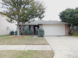 5721 Thoroughbred Trl, Denton, TX 76210