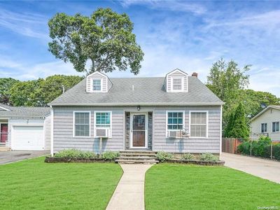 39 Cedarhurst Avenue, Selden, NY, 11784
