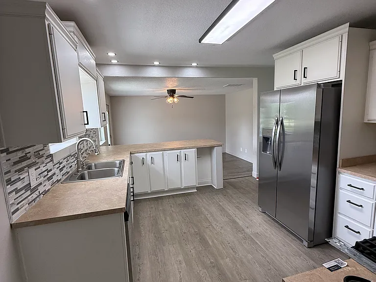 103 N Bunn St — Photo 7