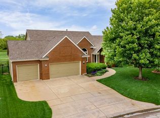 8410 E Oxford Cir, Wichita, KS 67226