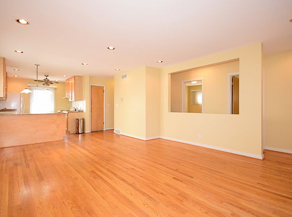 3rd image of 8719 N Kedvale Ave