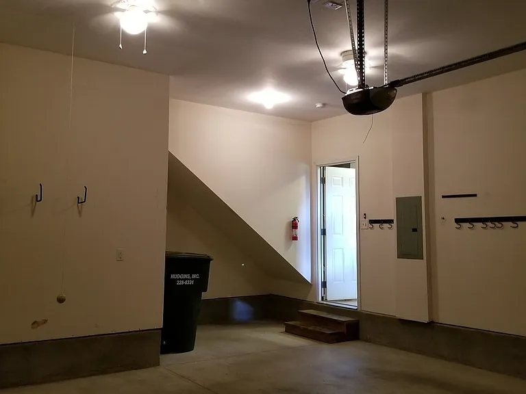 7908 Oakfield Grv — Photo 25
