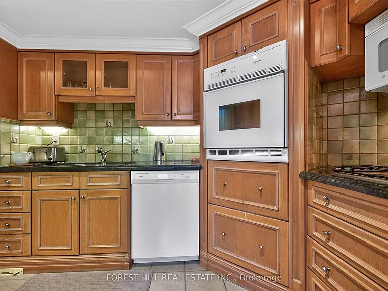 74 Lynwood Ave #2 — Photo 12