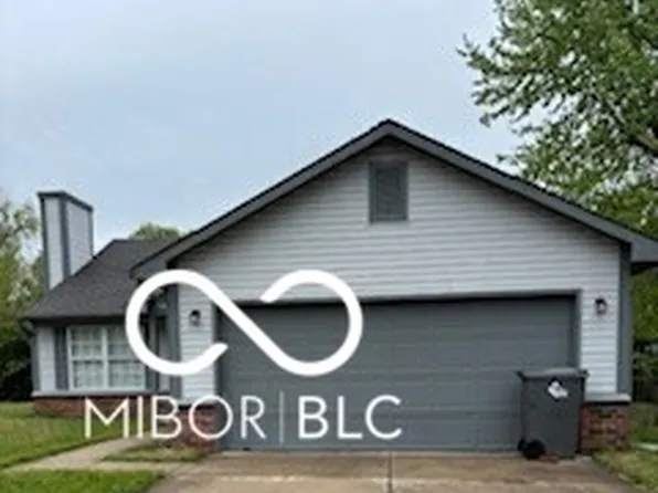 5771 Rosemont Dr, Indianapolis, IN 46254