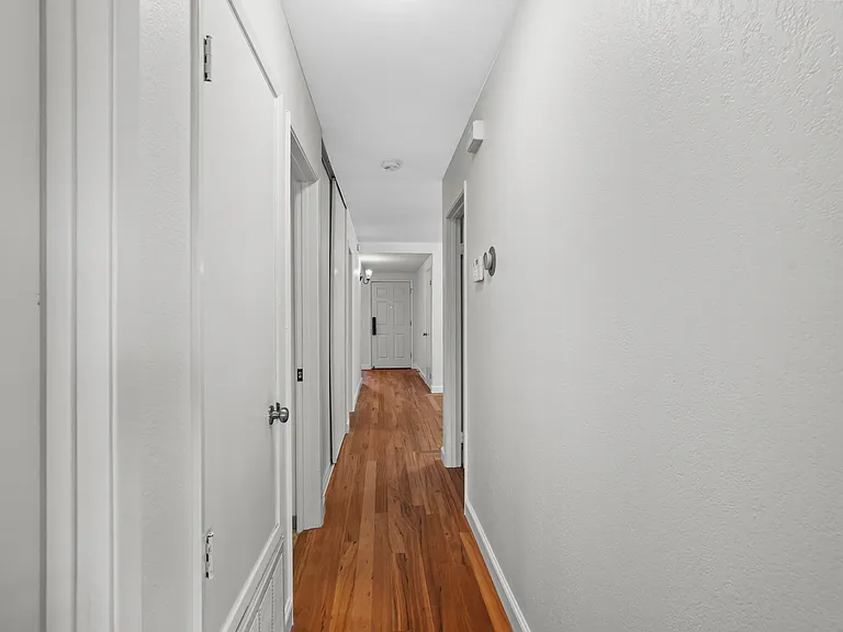 2387 Ralston Ct — Photo 10
