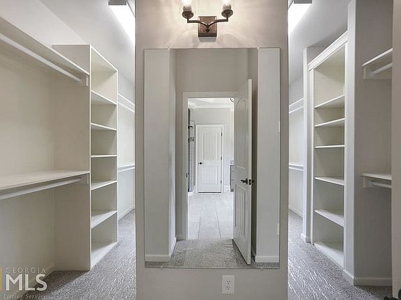 5th image of 2574 Winter Haven Ln