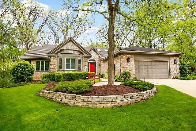 1st image of 104 Creekside Ct